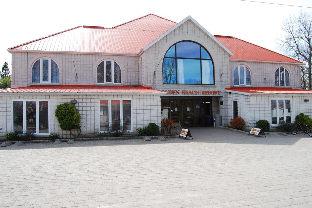 Golden Beach Resort Roseneath Bagian luar foto